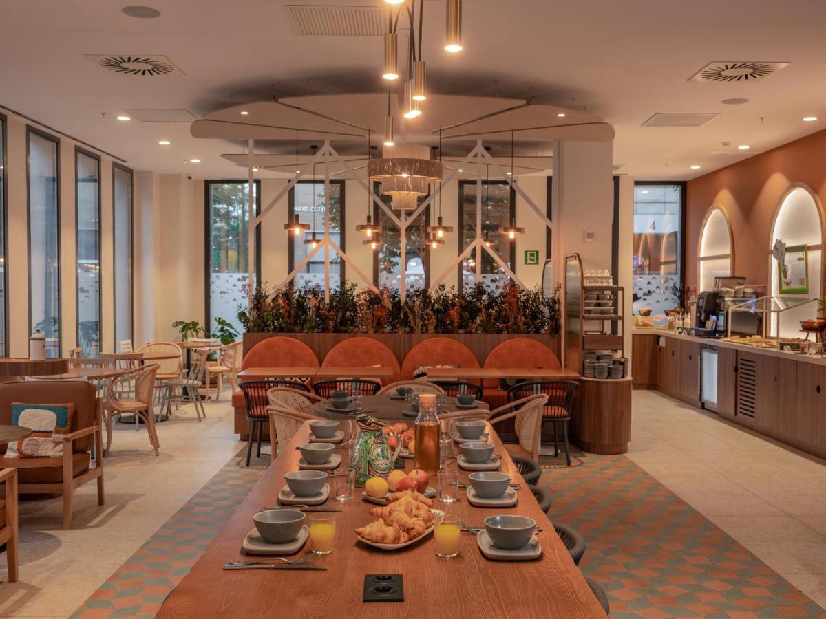Ibis Styles Sevilla City Santa Justa エクステリア 写真