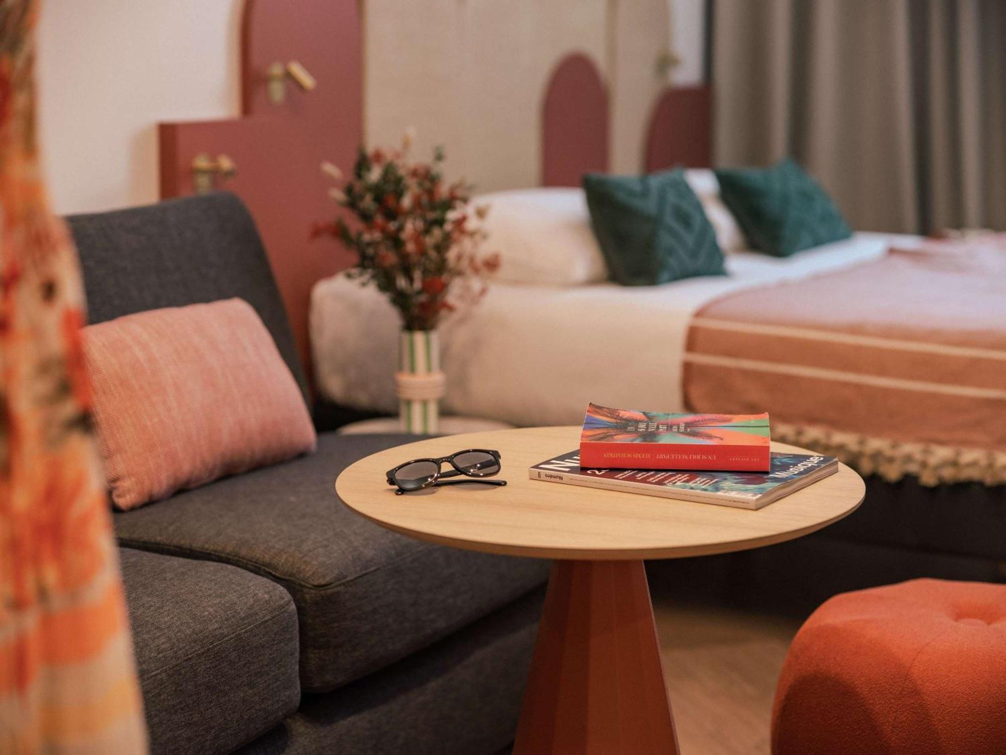 Ibis Styles Sevilla City Santa Justa エクステリア 写真