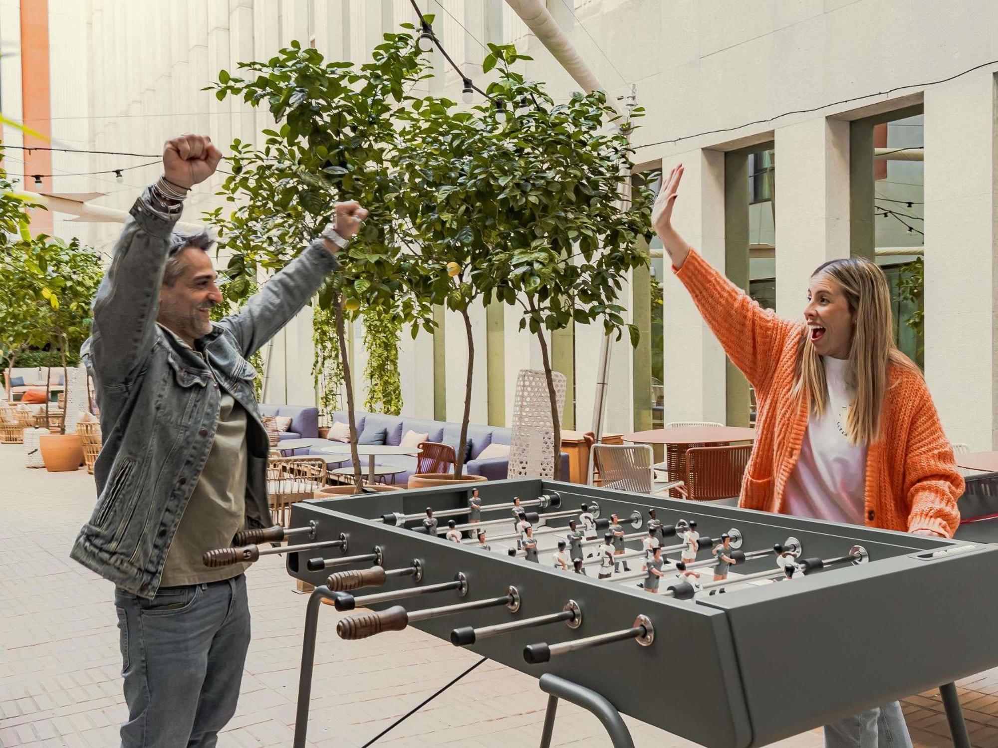Ibis Styles Sevilla City Santa Justa エクステリア 写真