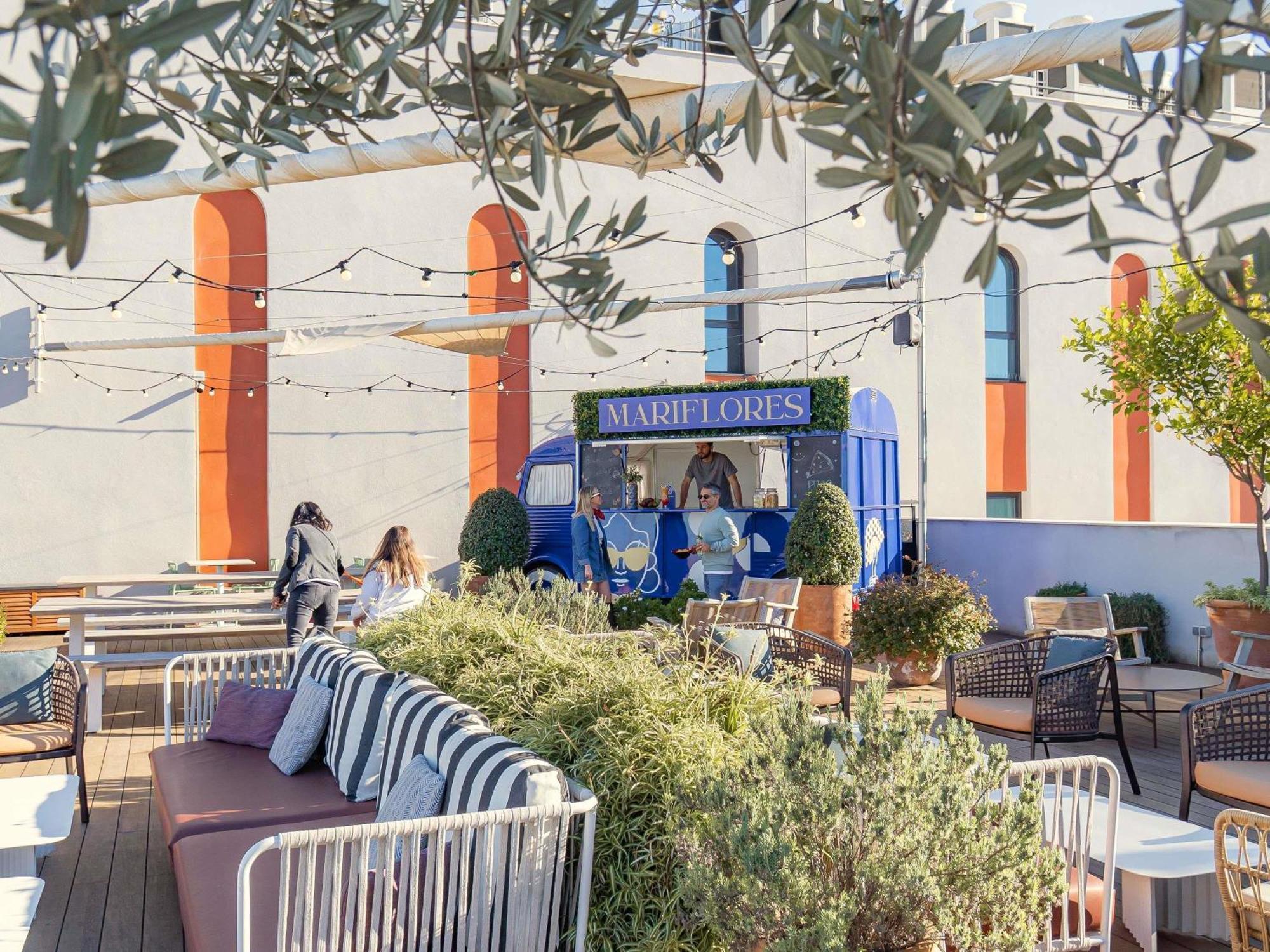 Ibis Styles Sevilla City Santa Justa エクステリア 写真