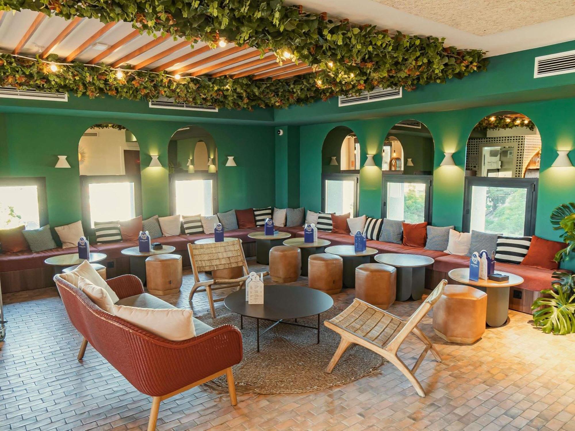 Ibis Styles Sevilla City Santa Justa エクステリア 写真