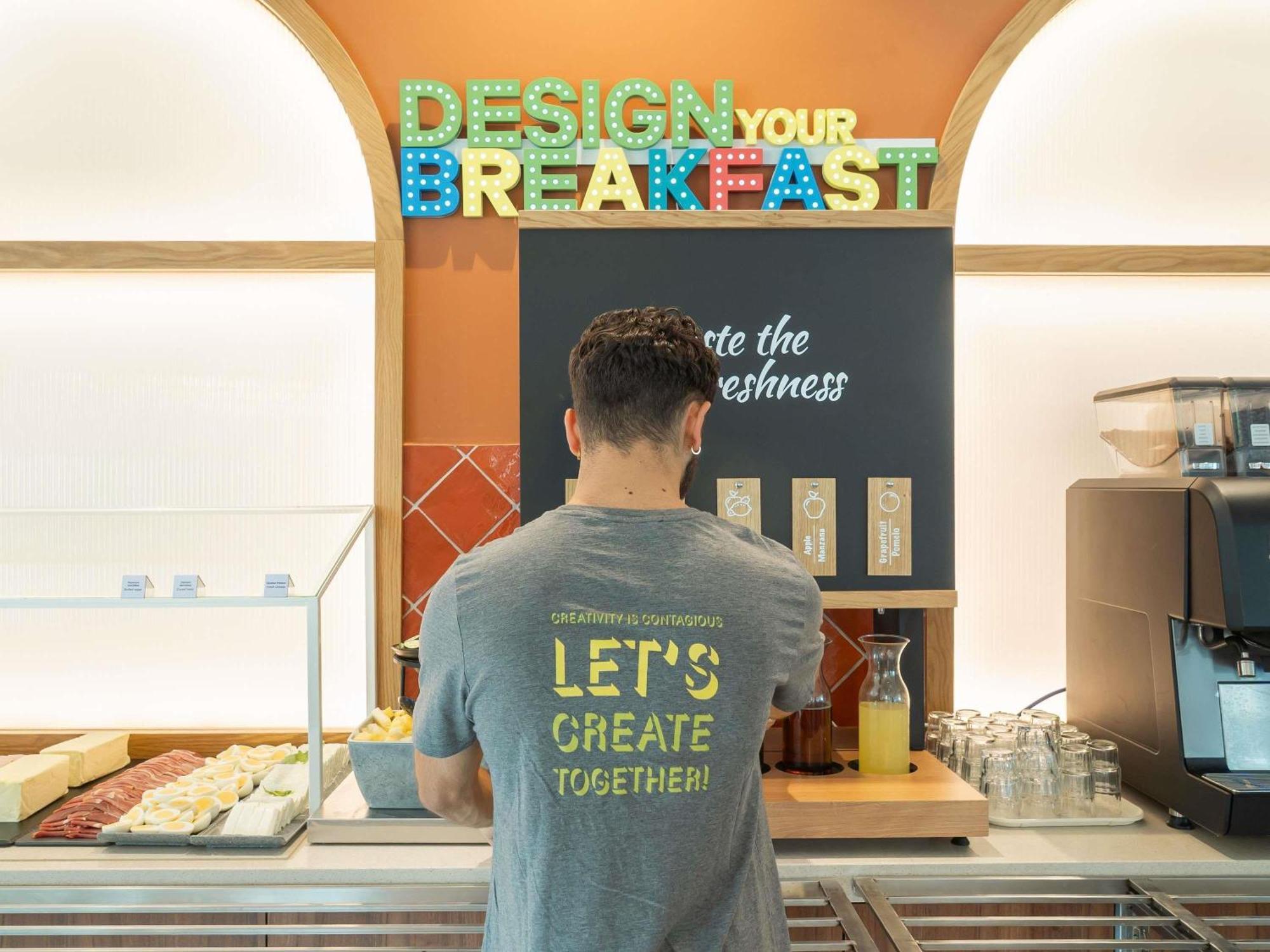 Ibis Styles Sevilla City Santa Justa エクステリア 写真