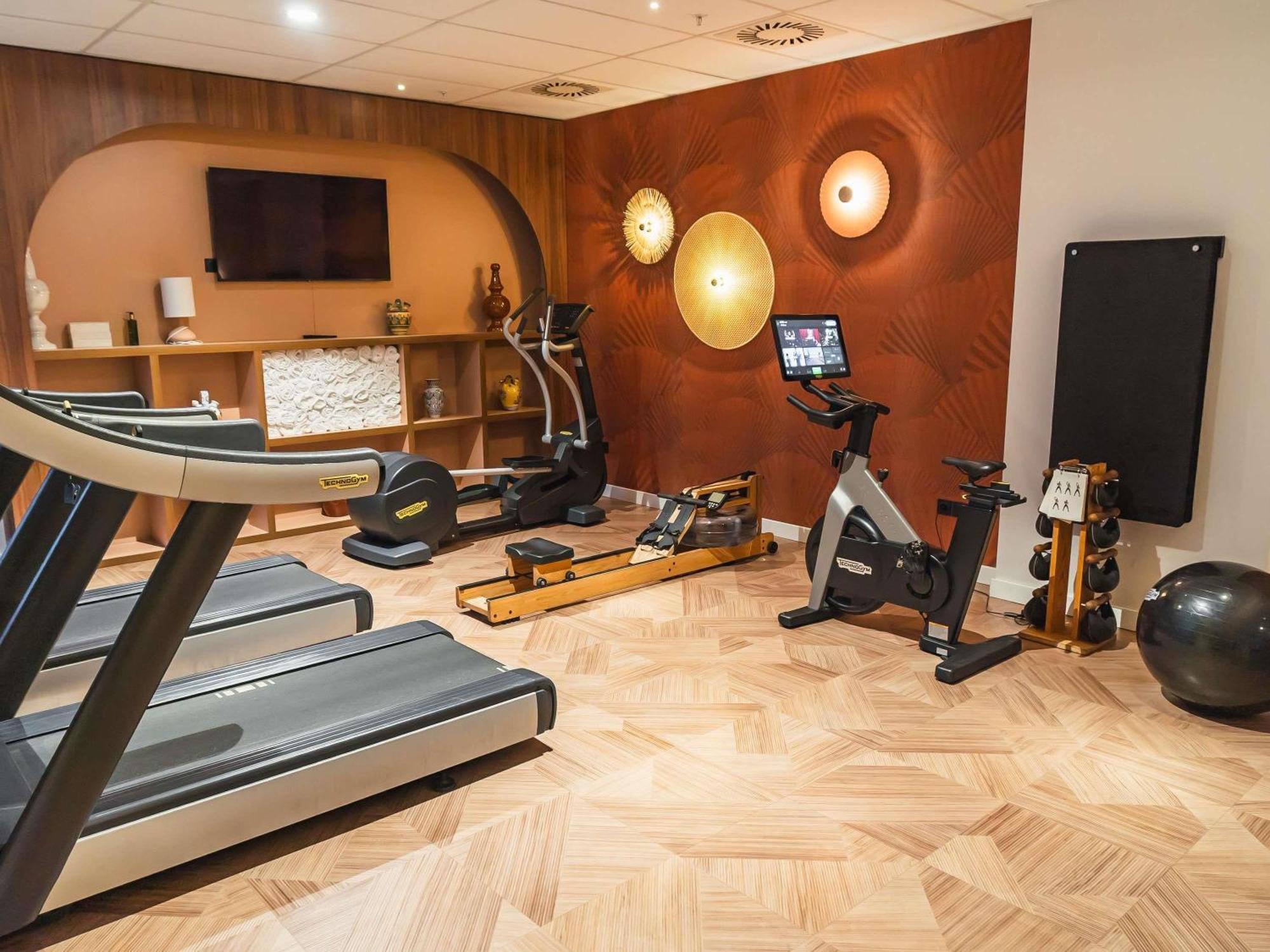 Ibis Styles Sevilla City Santa Justa エクステリア 写真