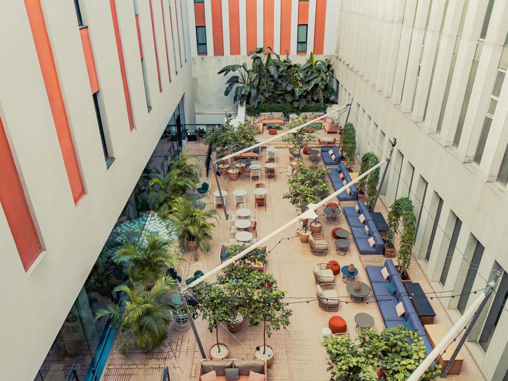 Ibis Styles Sevilla City Santa Justa エクステリア 写真